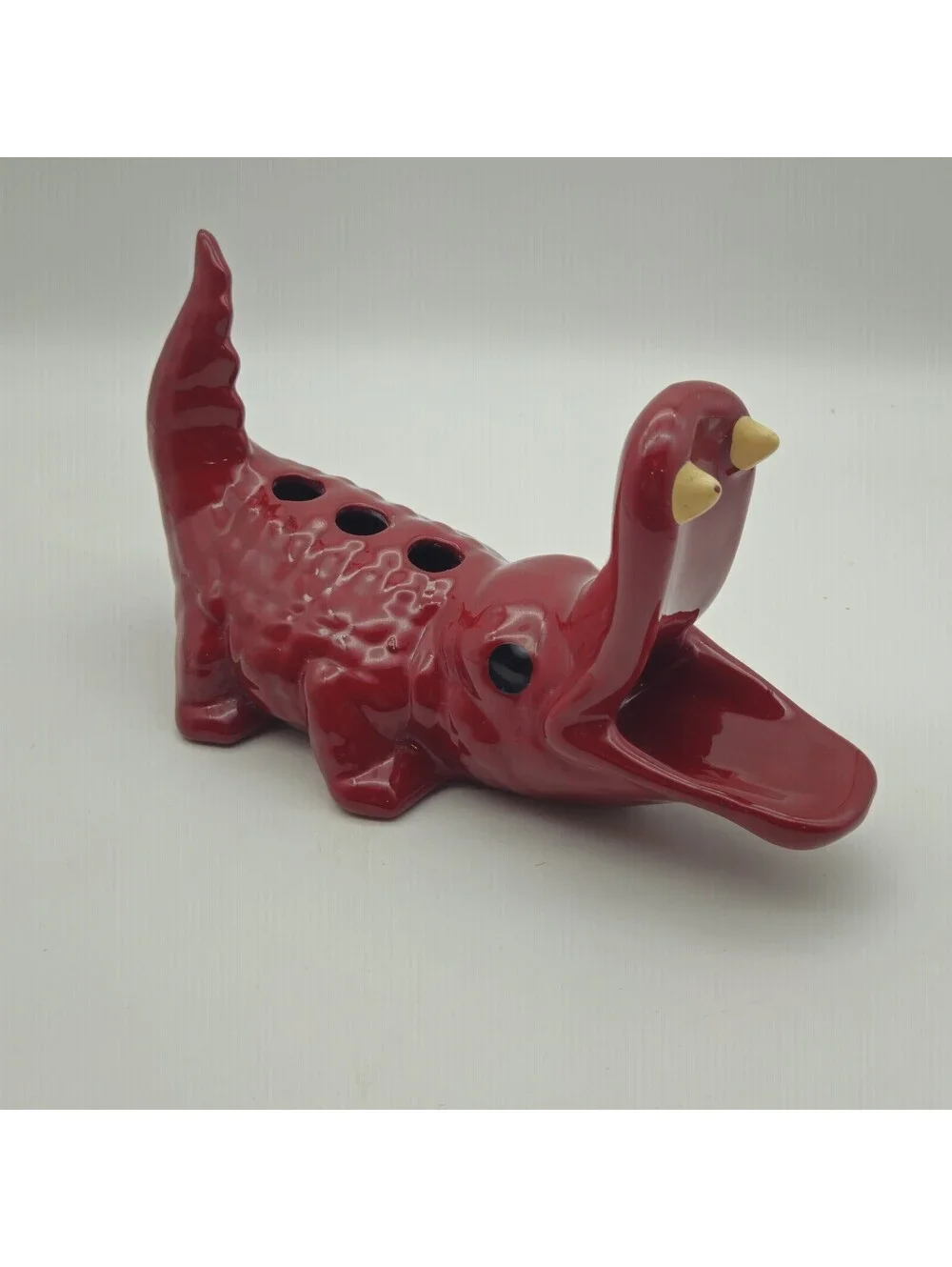 MCM Burgandy Ceramic Alligator Toothbrush/Toothpaste Holder 9.5x6x4.5